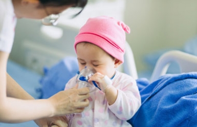 Viêm phổi ở trẻ em: nguyên nhân, triệu chứng, cách chăm sóc